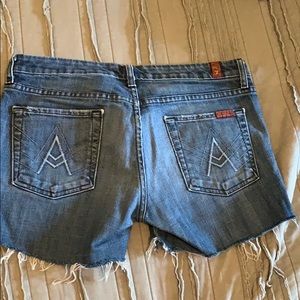 7 for all man kind cutoffs size 29